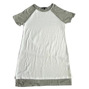 Hye Park And Lune Sweater Tunic Size Medium Gray White Short-Sleeve NWT